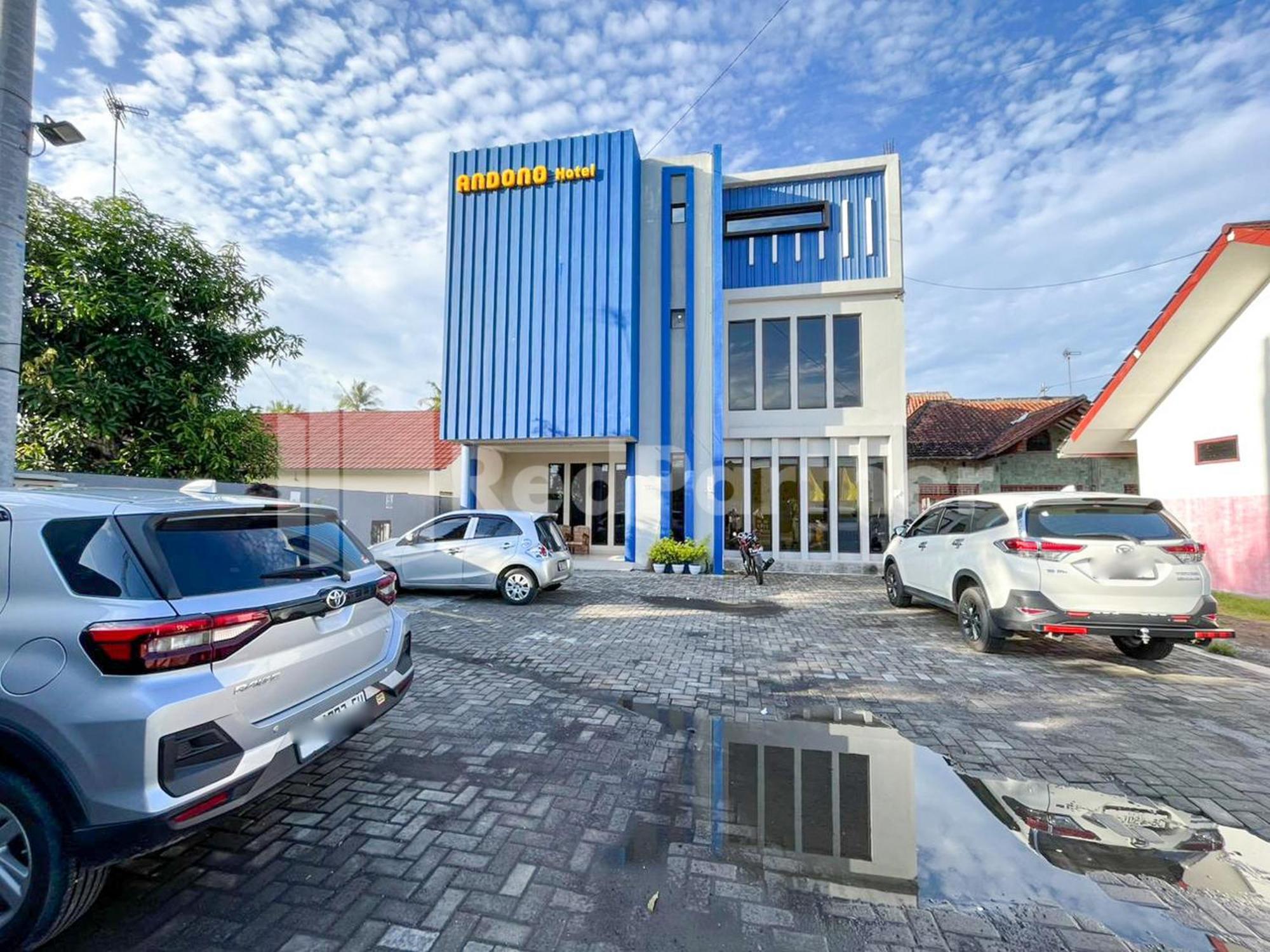 Hotel Andono Near Yia Mitra Reddoorz Temon Extérieur photo